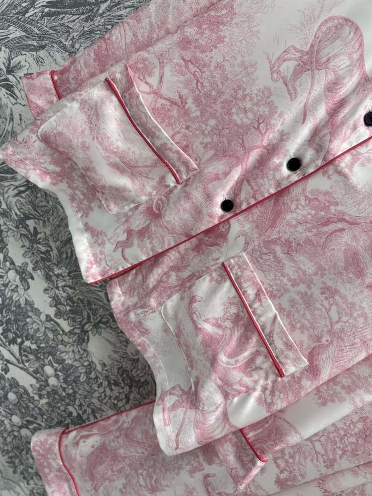 Костюм женский фото 3