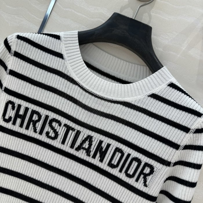 Футболка женская фото 4