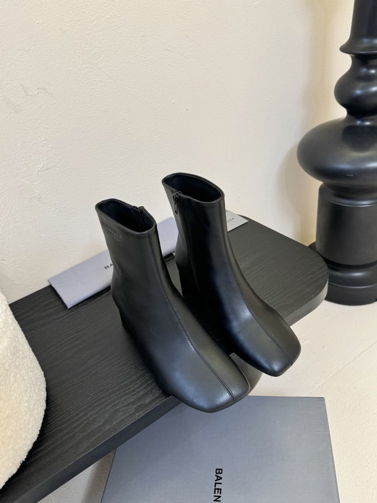 Ботинки женские фото 3