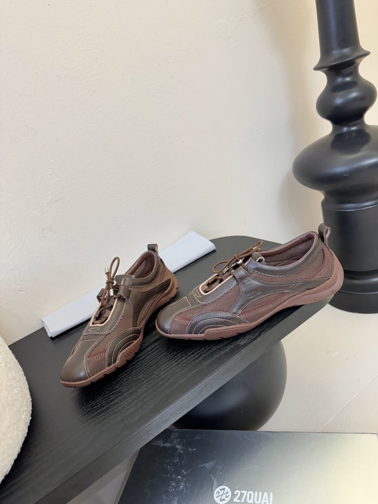 Кросівки жіночі фото 3