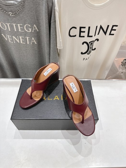 Босоножки фото 2