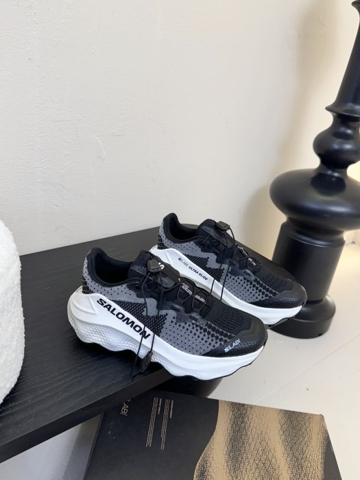 Sneakers women's SALOMON XT WHISPER фото 2