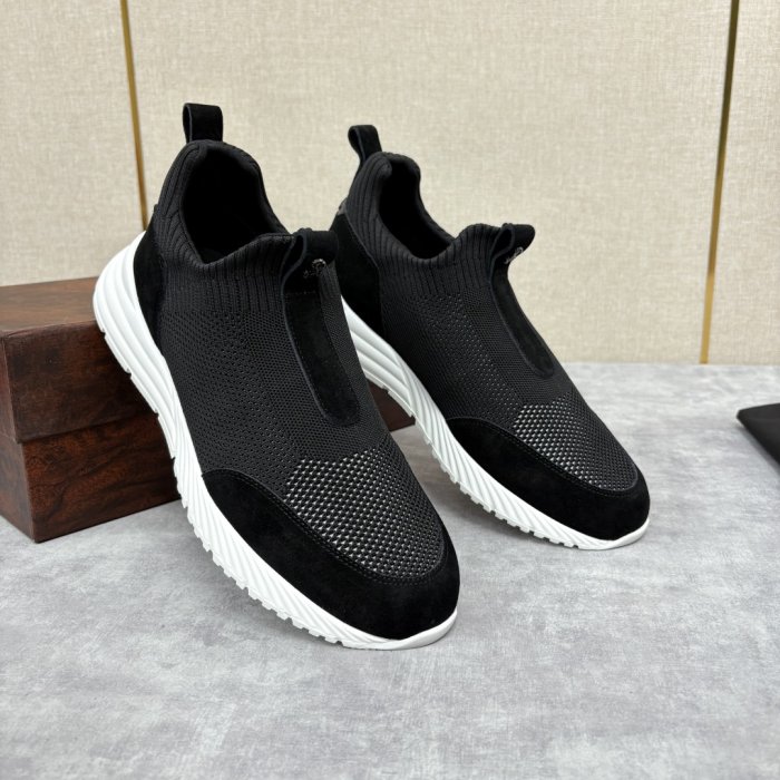 Кросівки фото 2