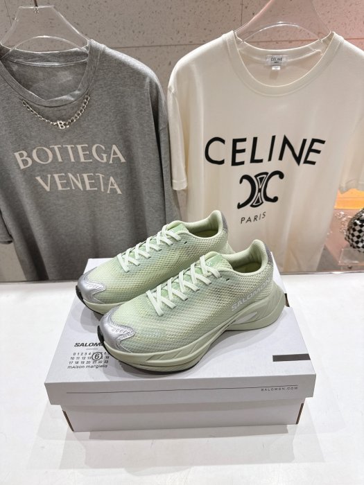 Кросівки фото 3