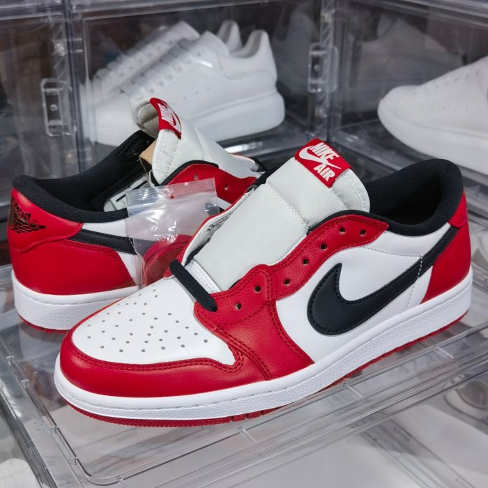 Sneakers Air Jordan 1 Retro Low Chicago фото 2