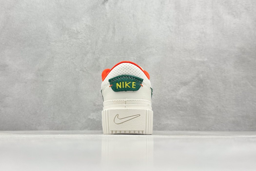 Кроссовки NIKE COURT LEGACY LIFT фото 6