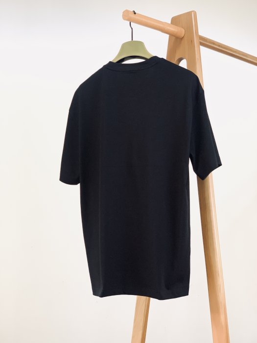 T-shirt men's фото 2