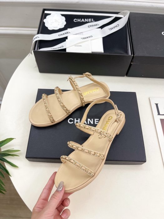 Сандалии женские фото 3