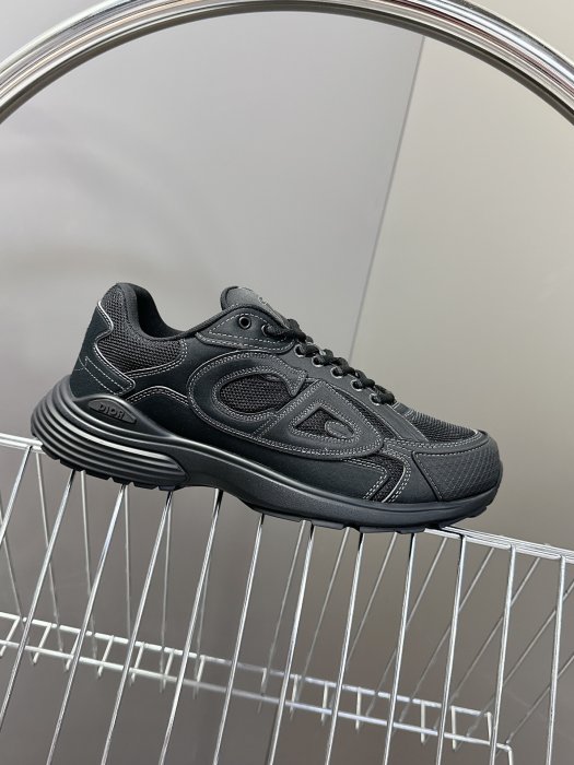 Кроссовки фото 5