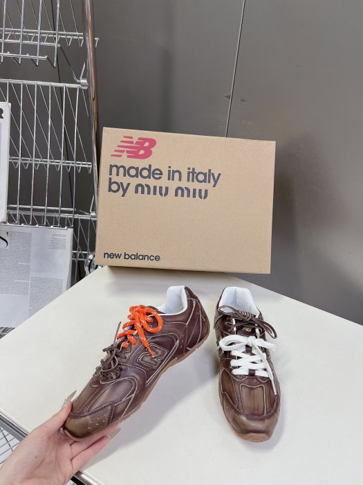 Кроссовки женские Miu Miu x New Balance фото 5