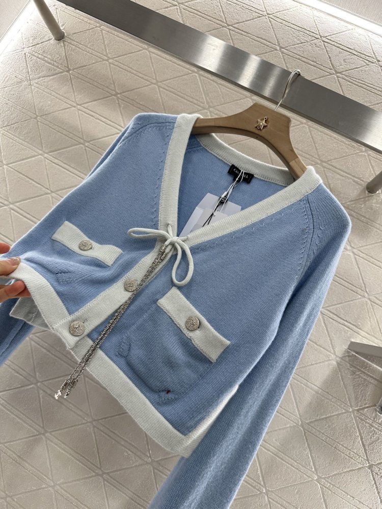 Short knitted cardigan фото 6