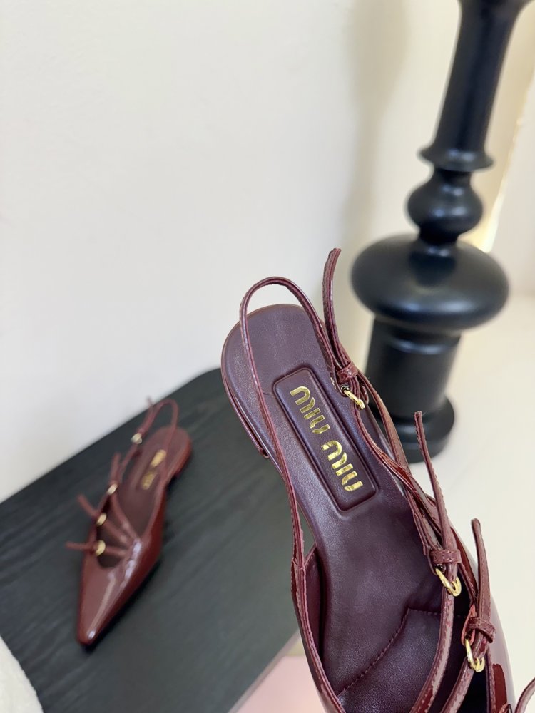 Босоніжки фото 8