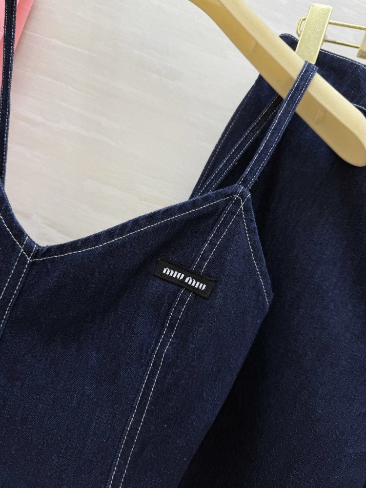 Costume female фото 3