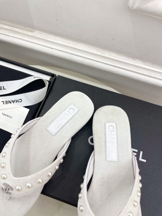 Шльопанці фото 7