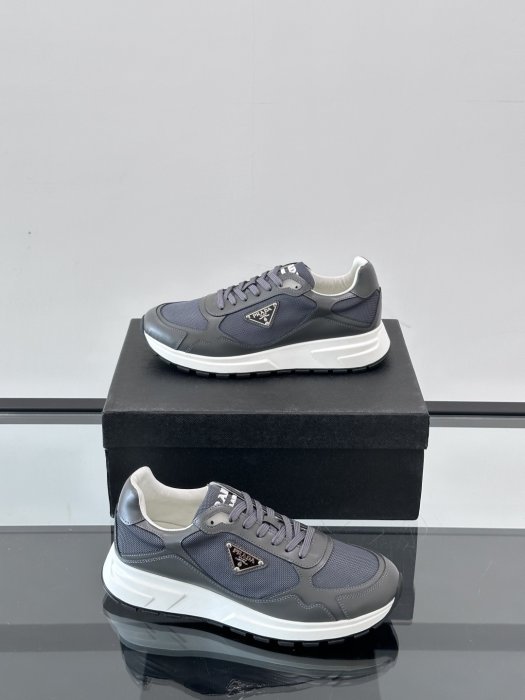 Кросівки чоловічі фото 4