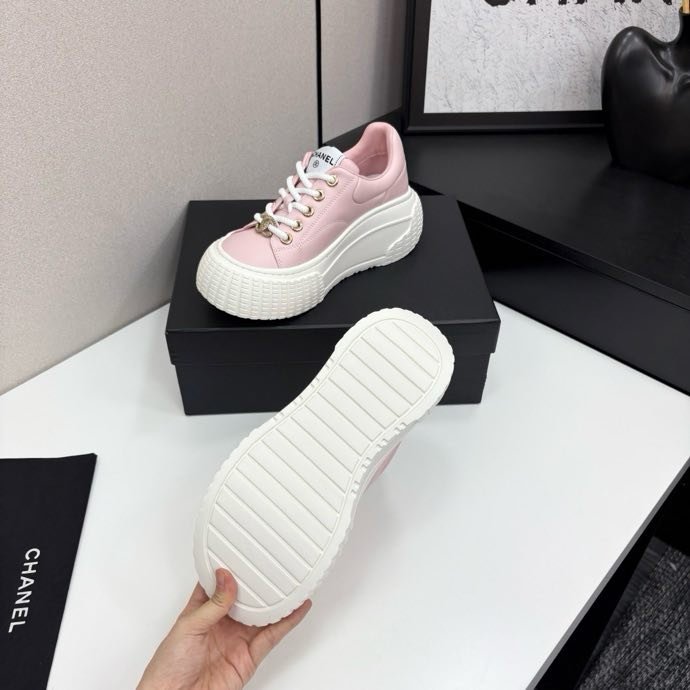 Кроссовки женские фото 9