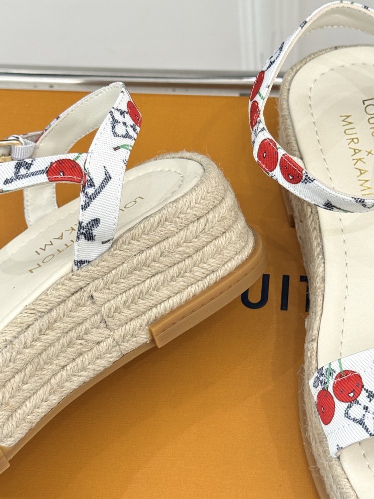 Босоніжки фото 6