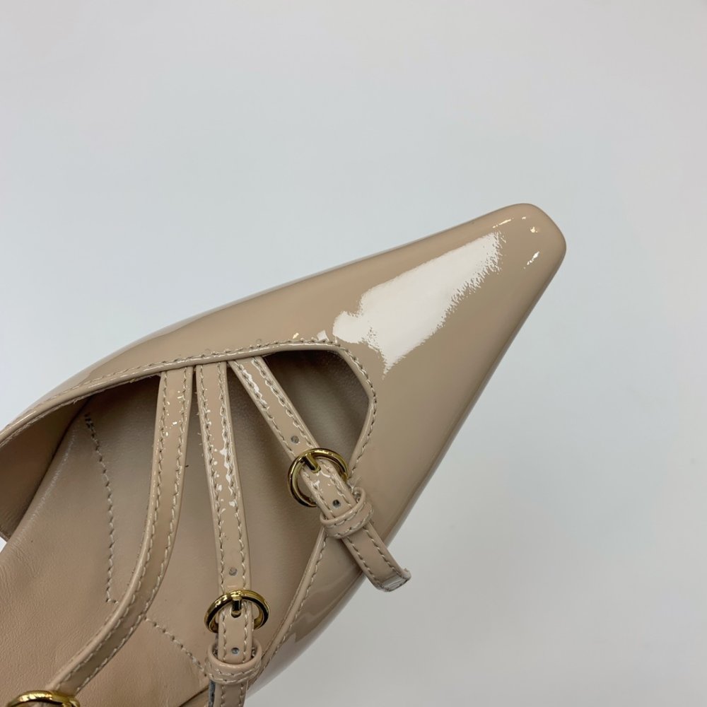 Босоножки фото 6