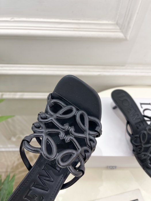 Босоножки фото 6