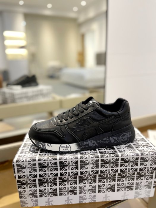 Sneakers Premiata Lander Trainers