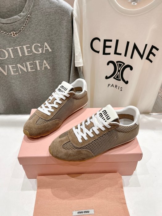 Кроссовки фото 3