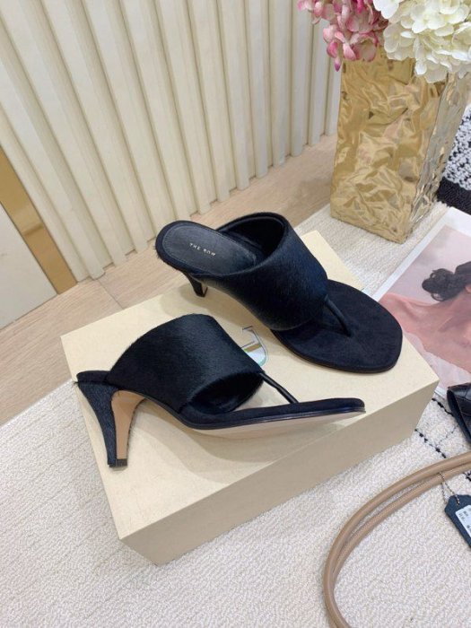 Босоножки фото 7