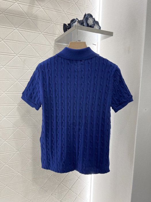 Футболка жіноча фото 2