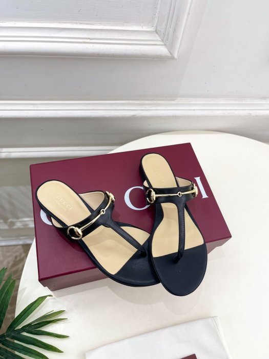 Босоножки фото 2