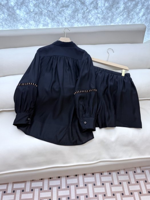 Костюм женский фото 4