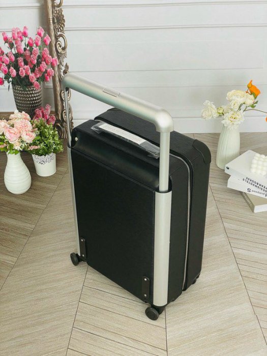 Чемодан Horizon 55 для ручной клади 38х55х21 см фото 8