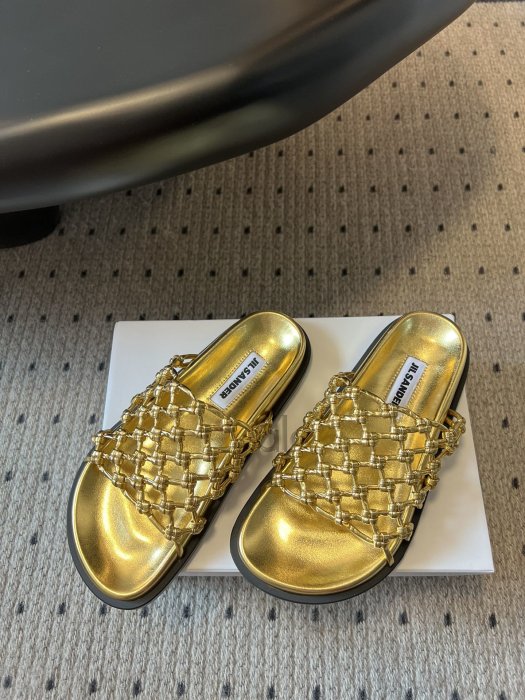 Шльопанці жіночі фото 4