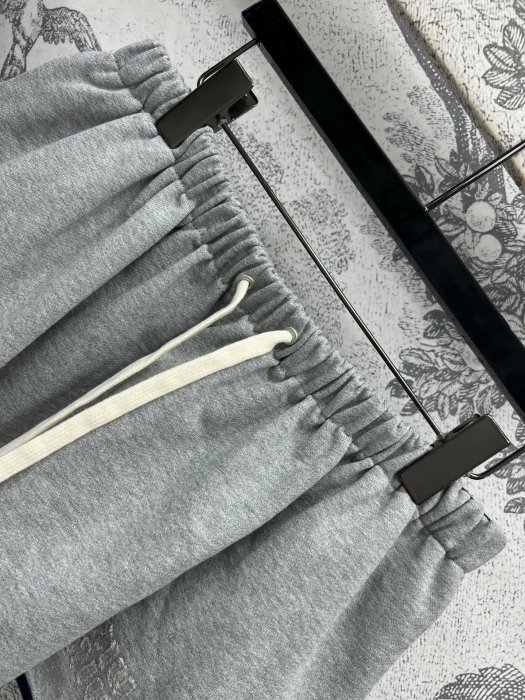 Костюм женский фото 4