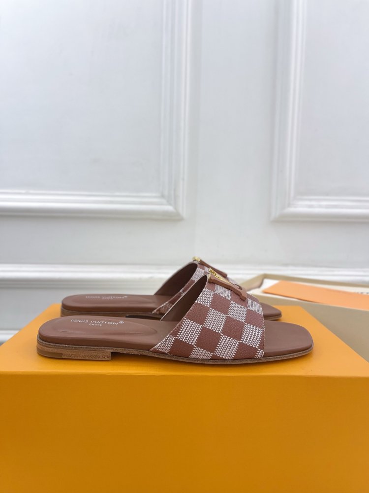 Шлепанцы женские фото 4