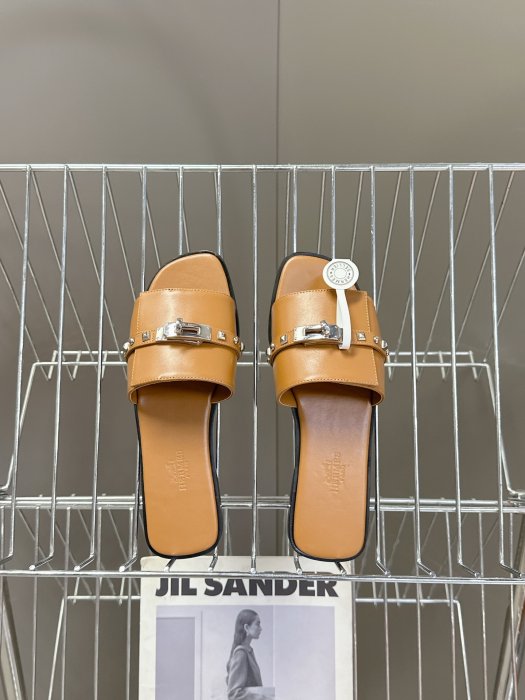 Шльопанці фото 6