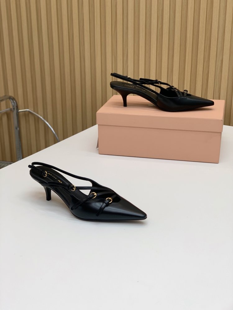 Босоножки фото 6