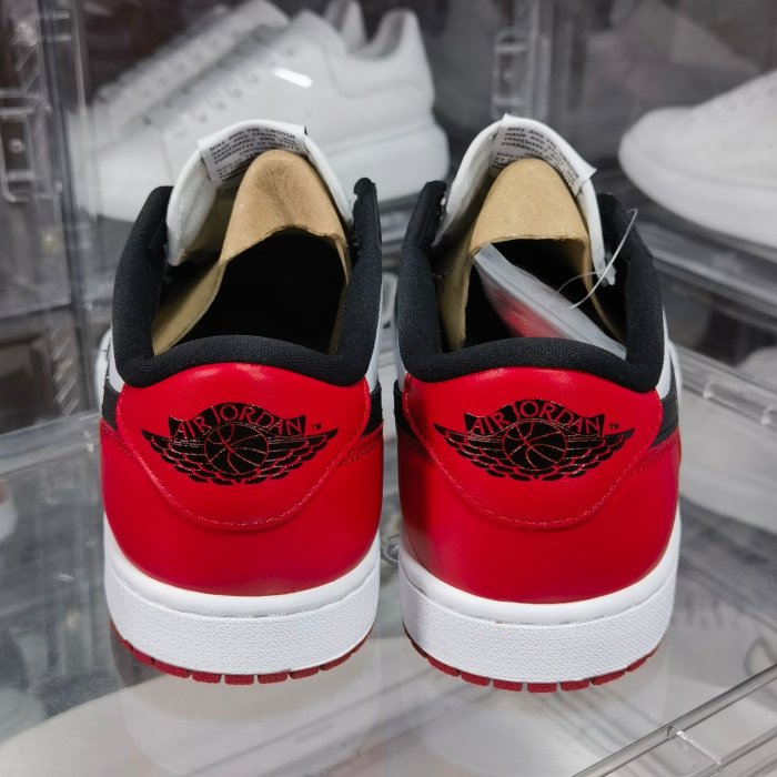 Sneakers Air Jordan 1 Low OG Black Toe фото 5