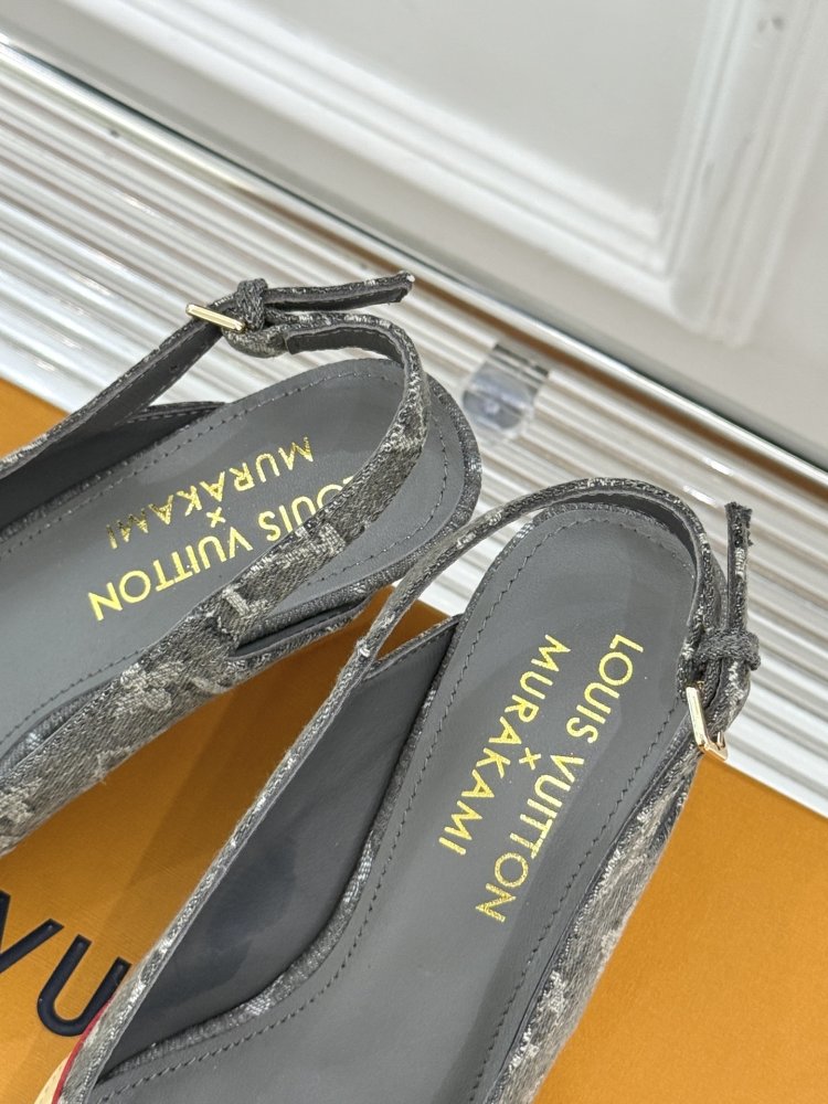 Босоніжки фото 8