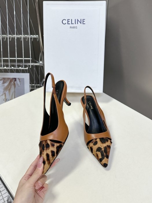 Босоножки фото 4