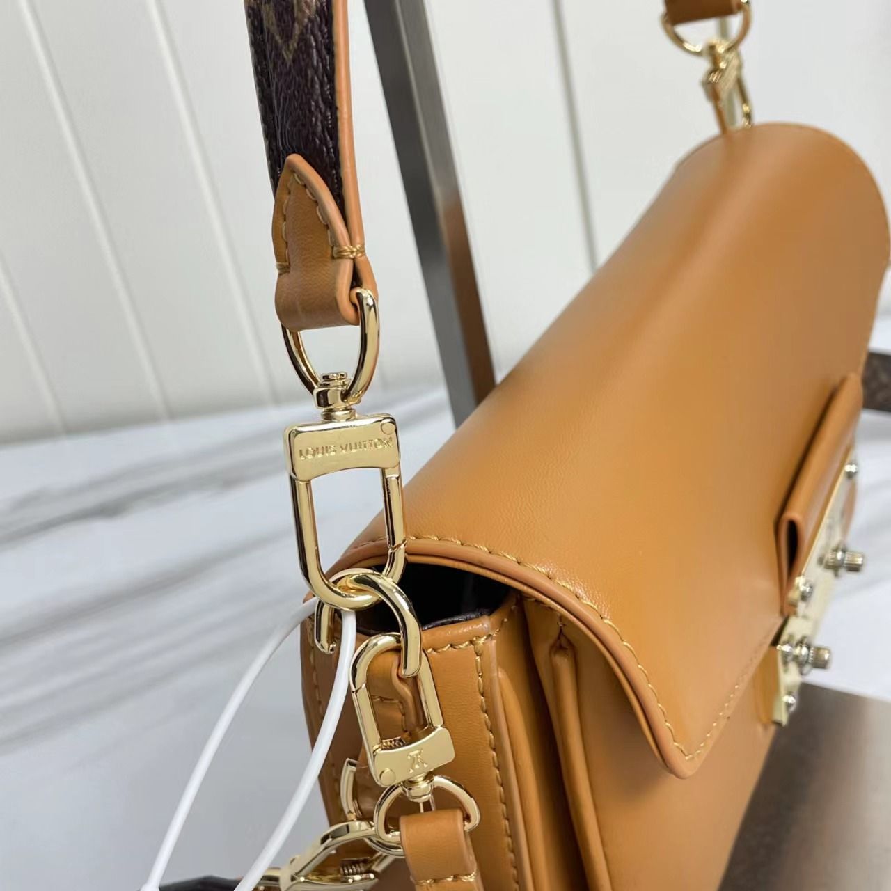 A bag Swing Fashion Leather 24 cm фото 5