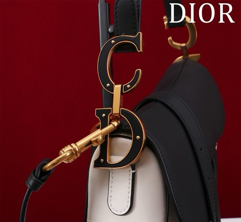 Сумка кожаная Dior Saddle 25 см фото 9