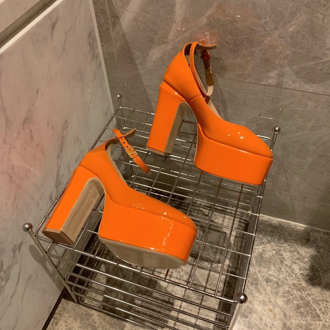 Shoes on platform and high heel orange фото 4