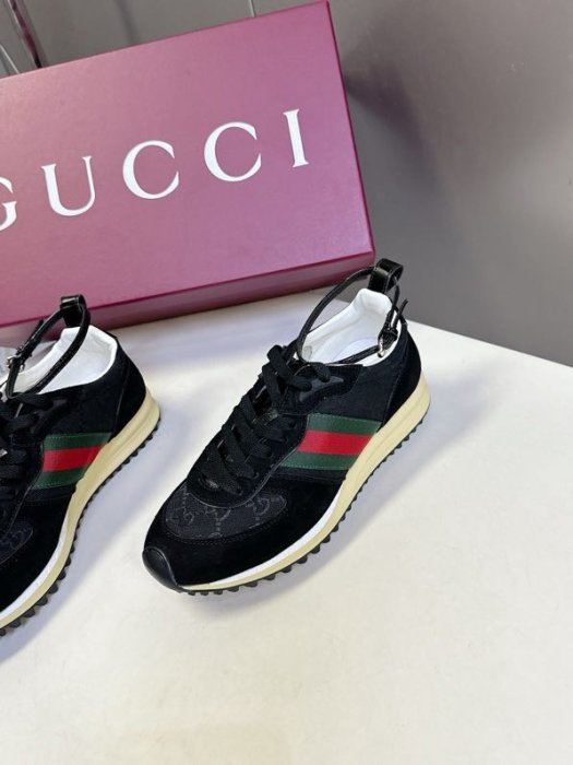 Кроссовки фото 2