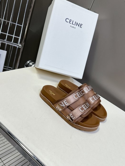 Шлепанцы женские фото 3