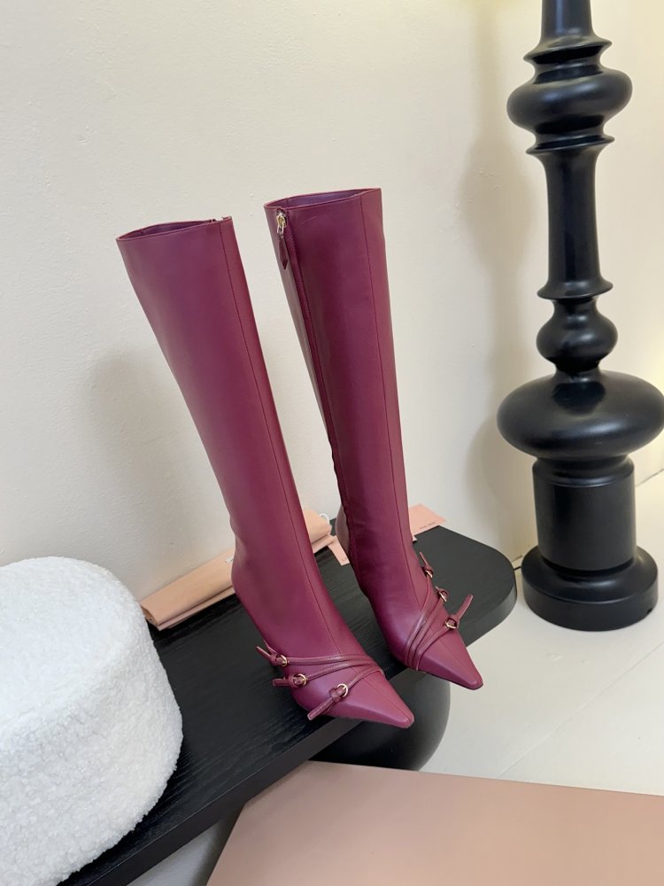 Сапоги женские фото 2