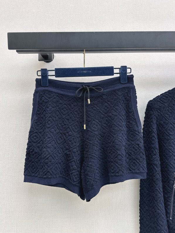 Костюм жіночий фото 7