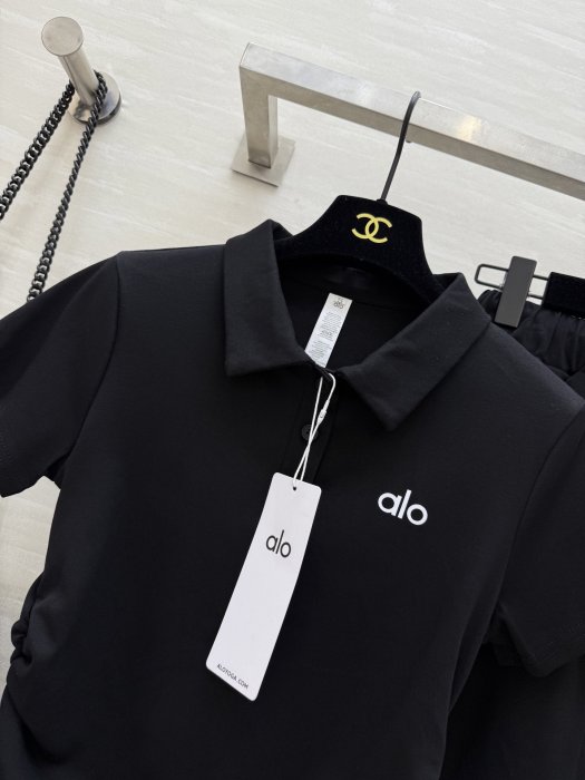 Костюм женский фото 6