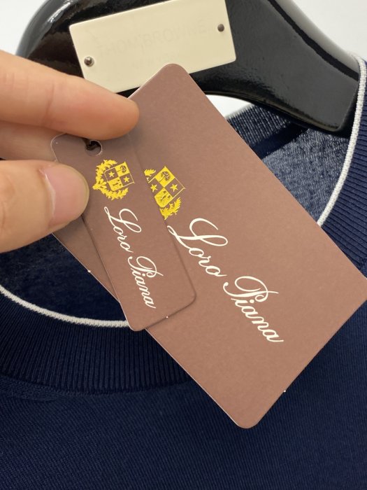 T-shirt men's фото 4