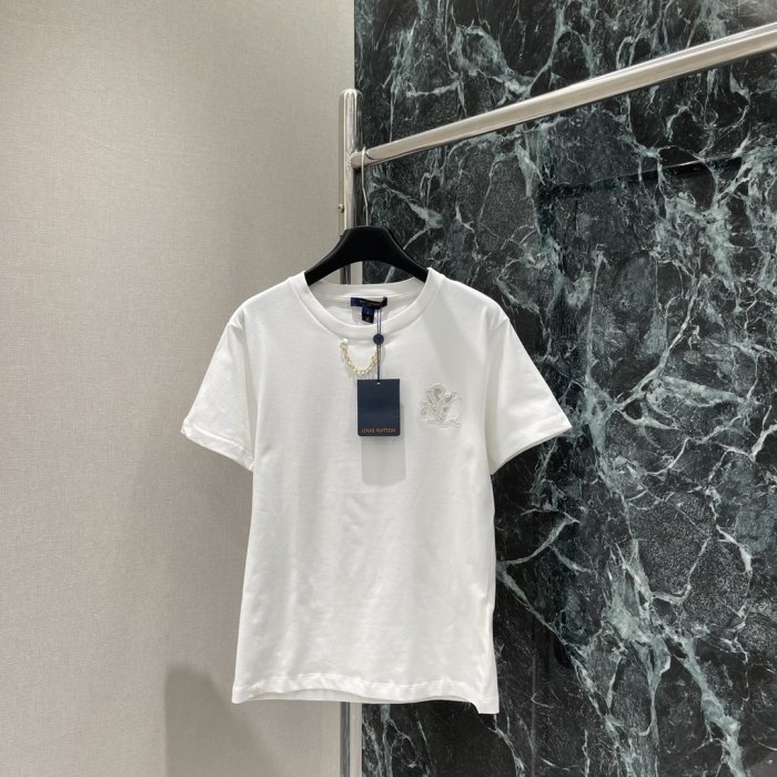 Футболка женская