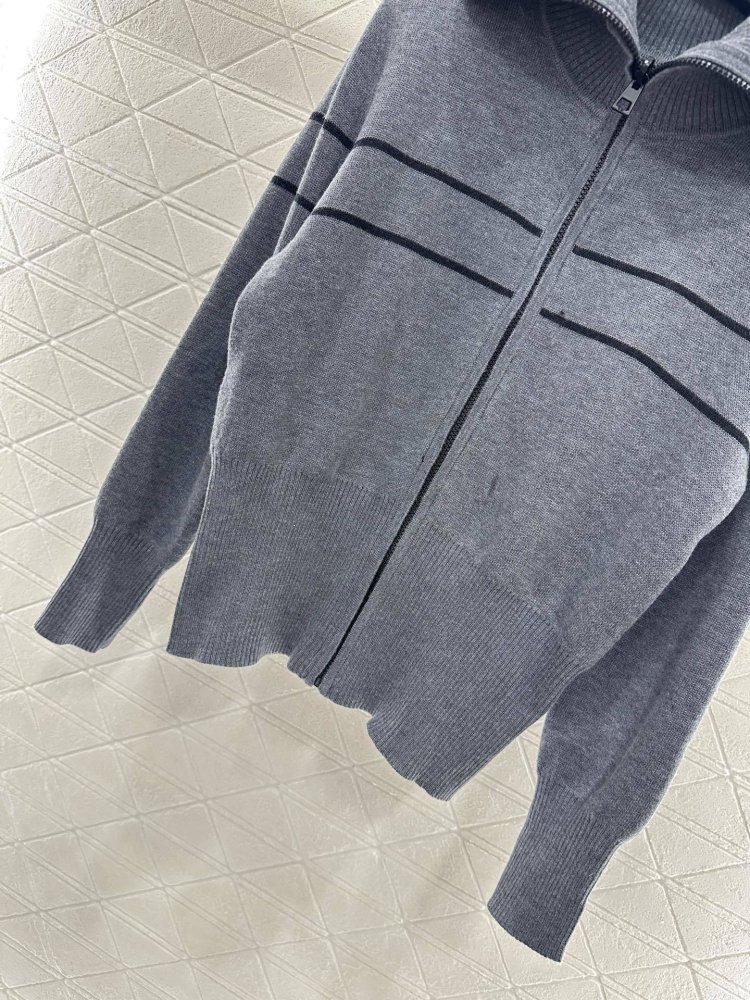 Кофта жіноча фото 8