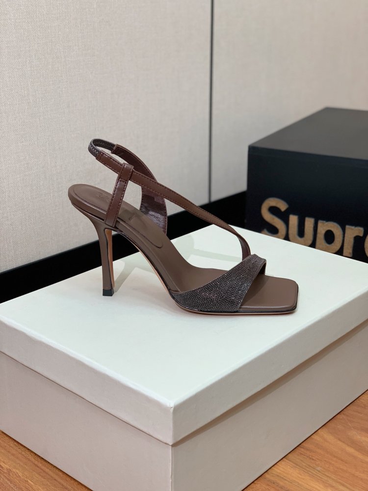 Босоножки фото 4